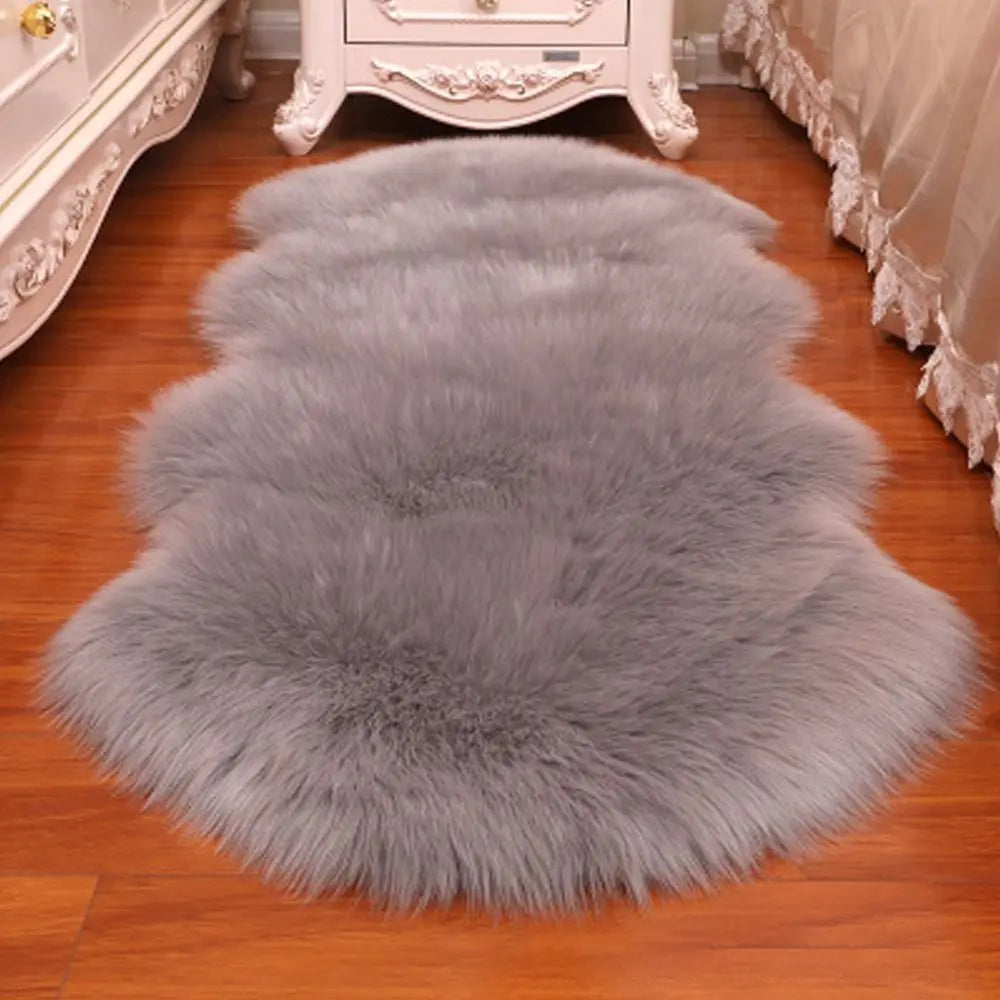 Wool Rug: Washable Fluffy Shaggy Rug - Non Slip Faux Fur Carpet