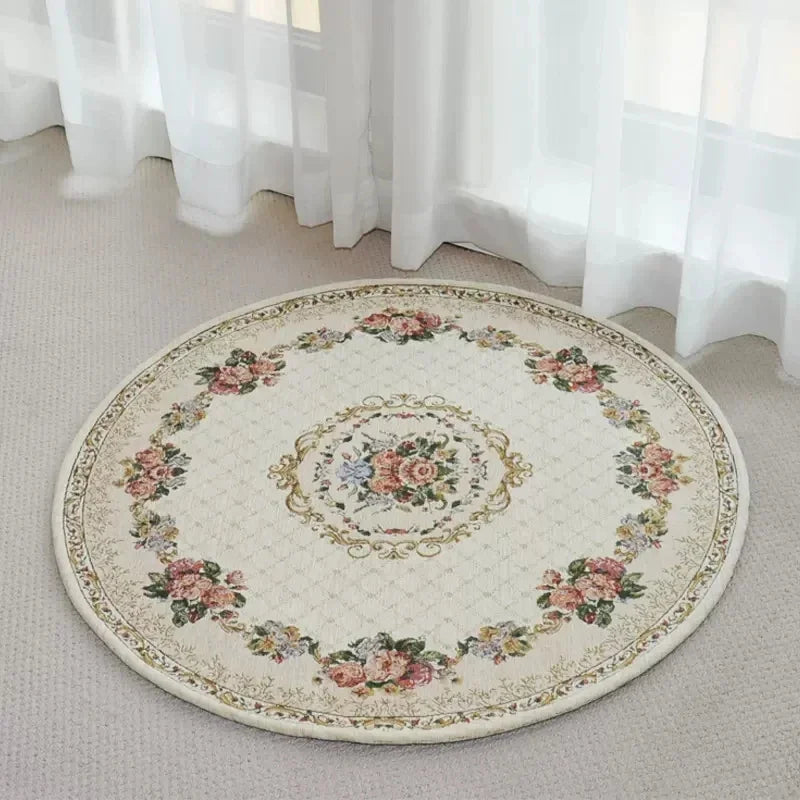 Area Rug: Round Vintage Floral Area Rug - Elegant European Style