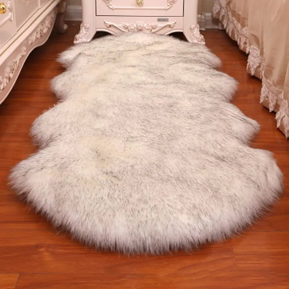 Wool Rug: Washable Fluffy Shaggy Rug - Non Slip Faux Fur Carpet